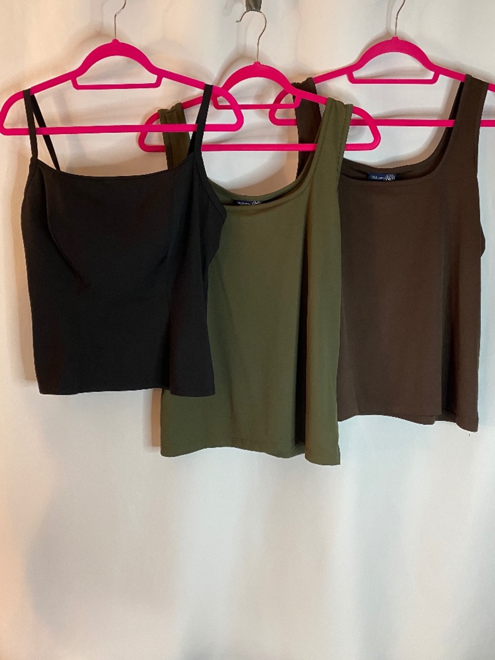 Lof of 3 Cami's / Tank tops